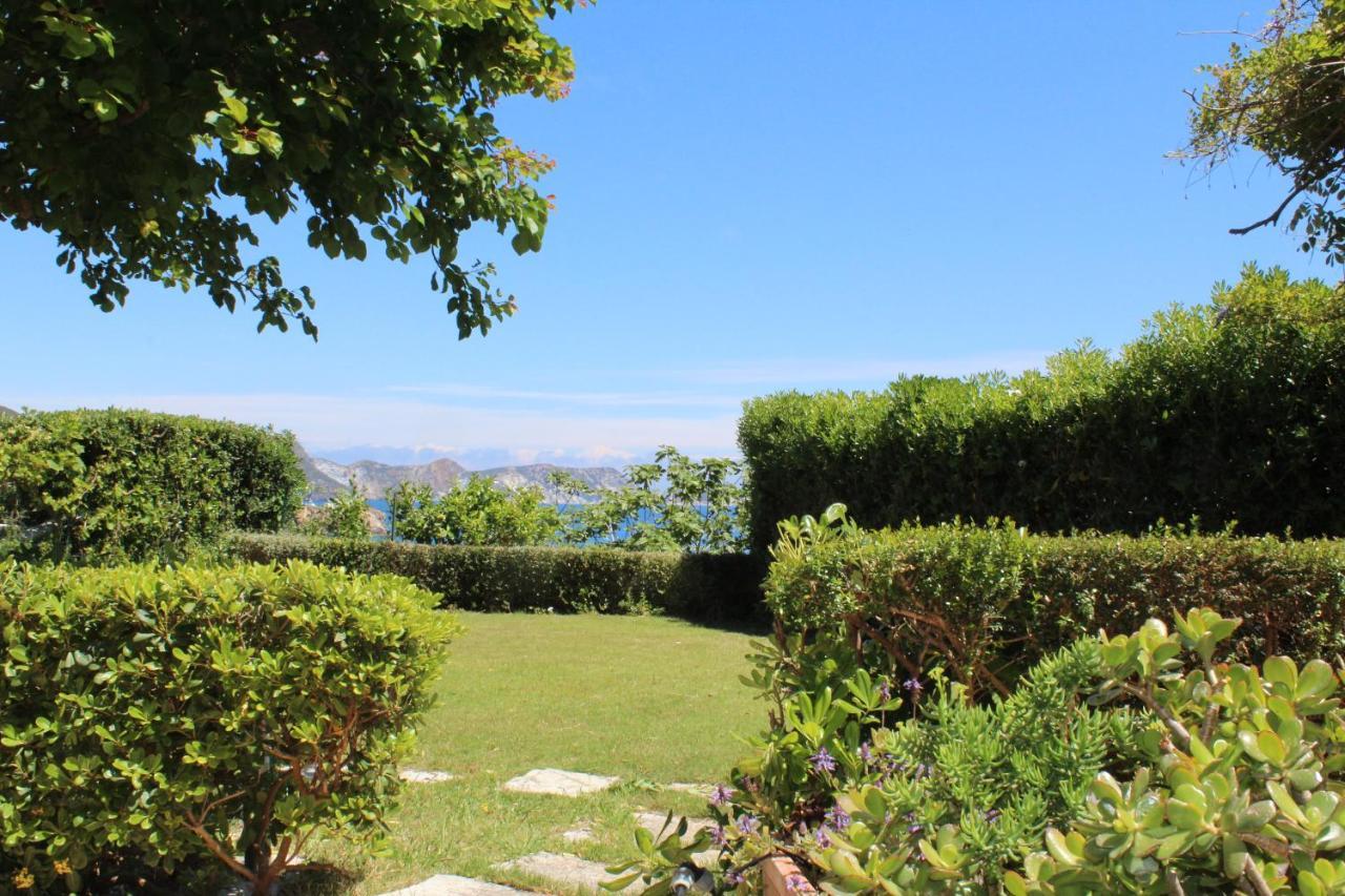 Agenzia Isotur Villa Olimpia Ponza Exteriör bild
