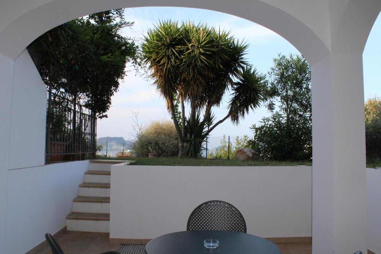 Agenzia Isotur Villa Olimpia Ponza Exteriör bild