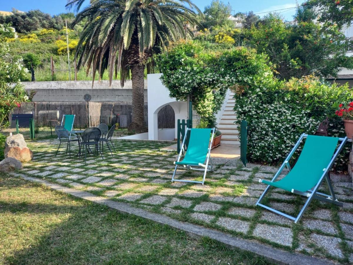Agenzia Isotur Villa Olimpia Ponza Exteriör bild
